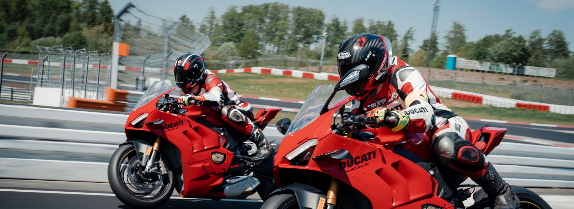 Ducati4you - Rennstrecken Handling